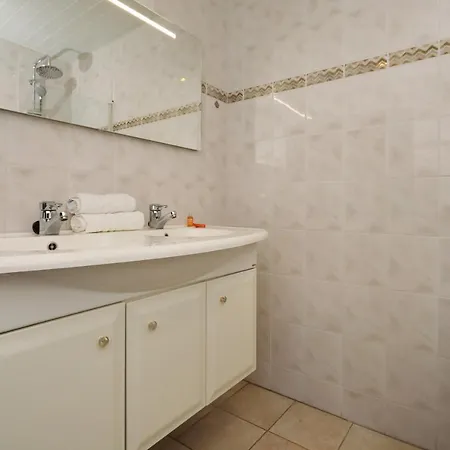 Zon Zee Vakanties Anemoon Holiday home *